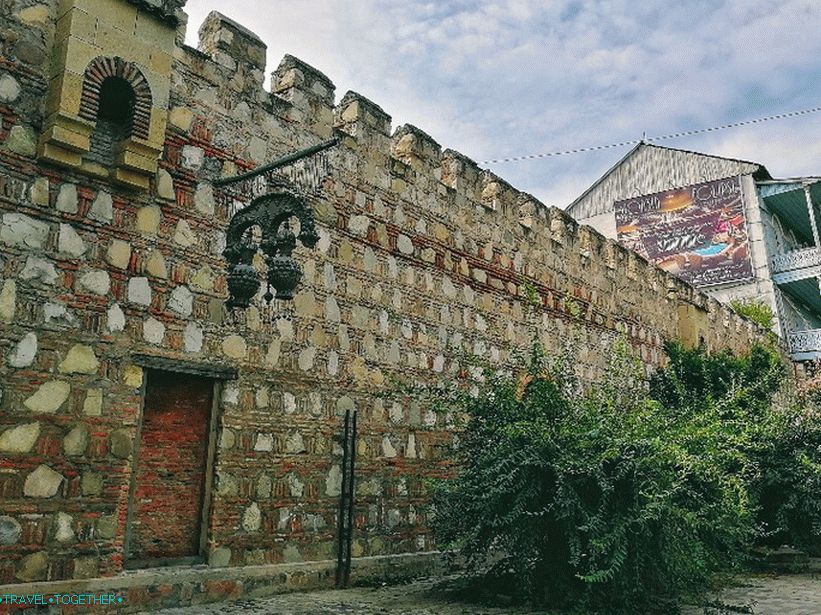 „Ściany”